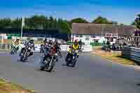 Vintage-motorcycle-club;eventdigitalimages;mallory-park;mallory-park-trackday-photographs;no-limits-trackdays;peter-wileman-photography;trackday-digital-images;trackday-photos;vmcc-festival-1000-bikes-photographs